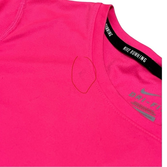 Athleta & Nike Bundle Sporty Tees Tops Size M - Picture 12 of 16